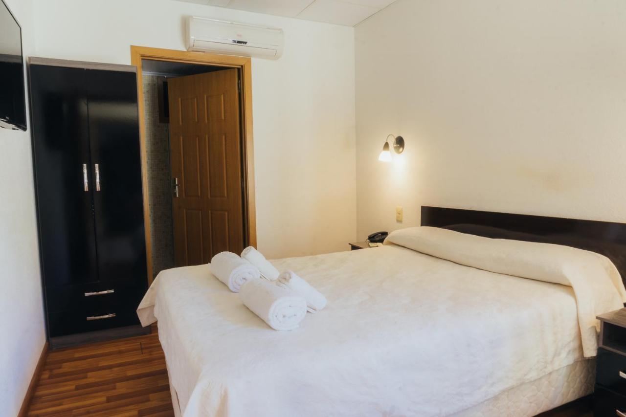 Mi Pueblo Hotel Nueva Palmira Esterno foto